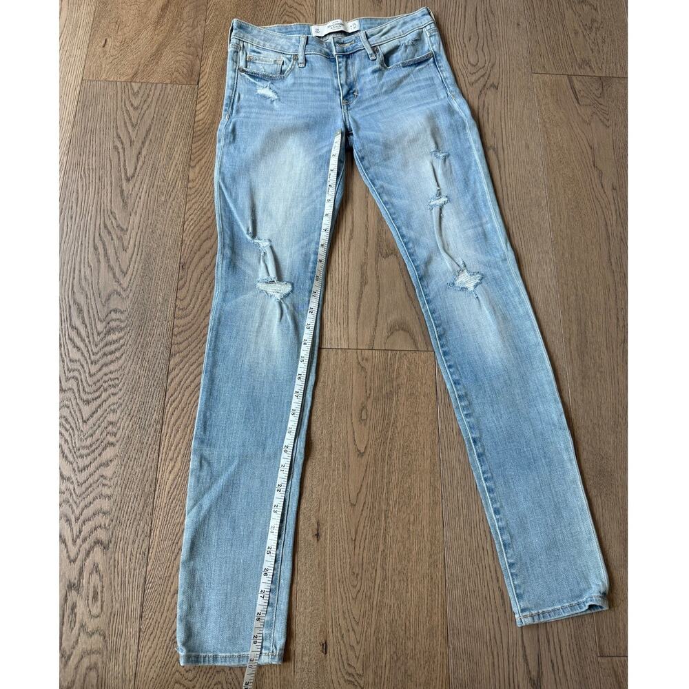 Abercrombie & Fitch A&F Super Skinny Jeans W25 L31 Light Wash Distressed